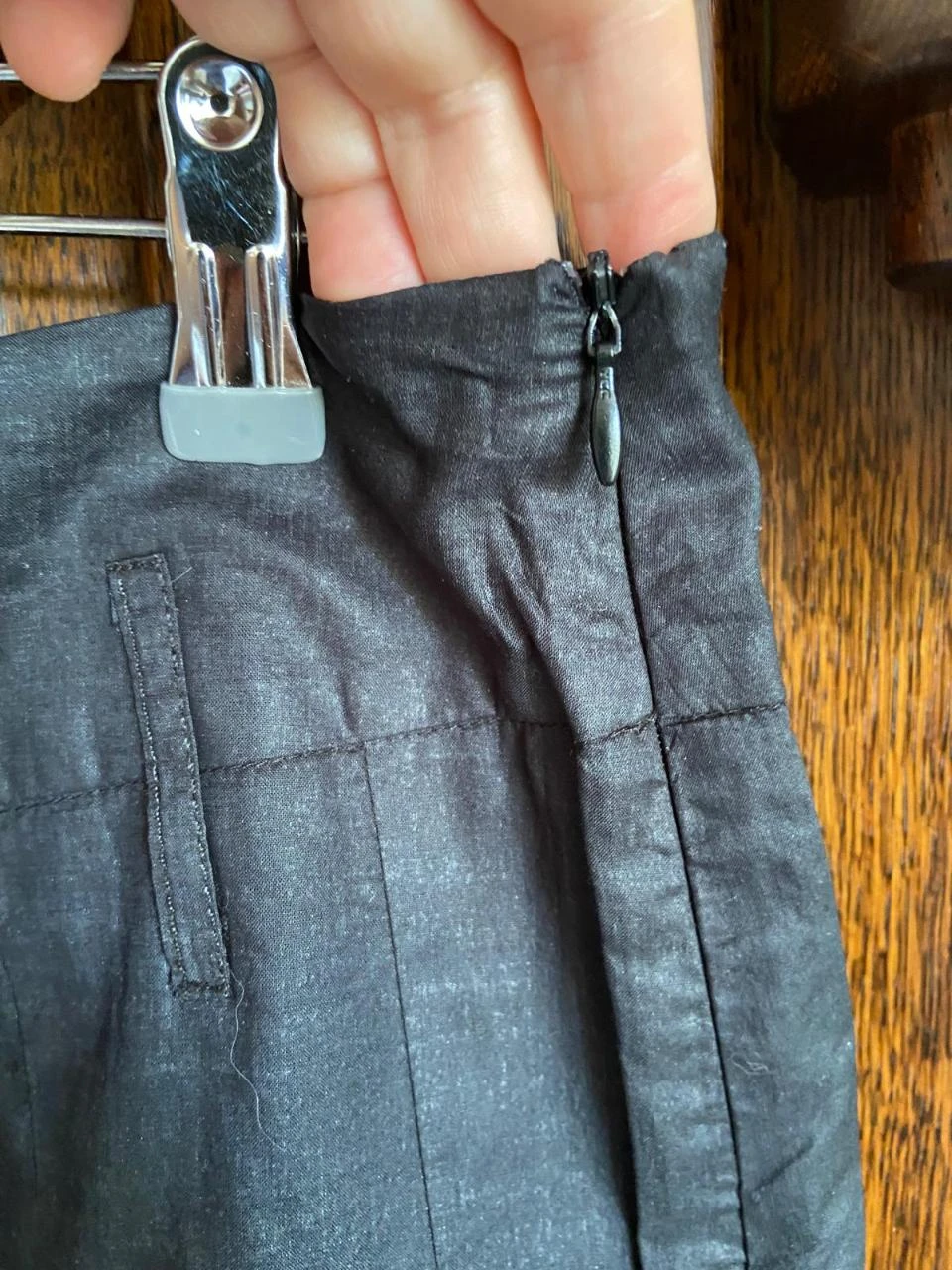 Falda de verano negra, tela fina. C&A. Talla 48 – photo 3